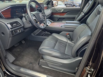2023 Lincoln Navigator Reserve 4WD AWD