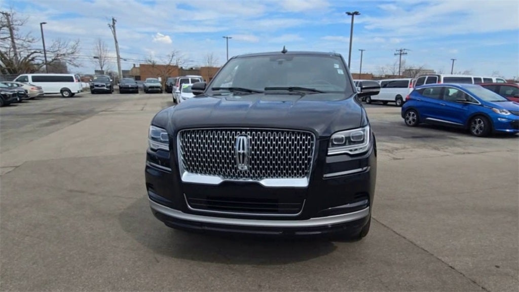 2023 Lincoln Navigator Reserve 4WD AWD