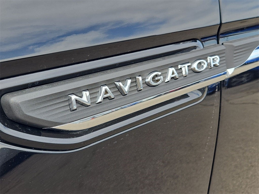 2023 Lincoln Navigator Reserve 4WD AWD
