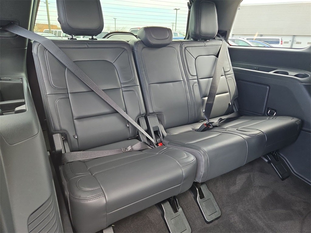 2023 Lincoln Navigator Reserve 4WD AWD