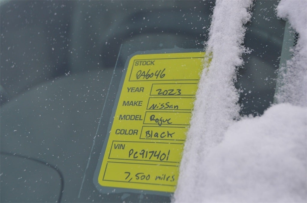 2023 Nissan Rogue SL