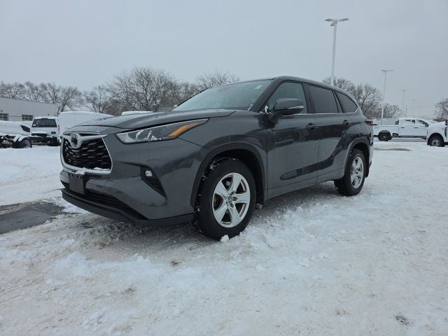 2024 Toyota Highlander LE