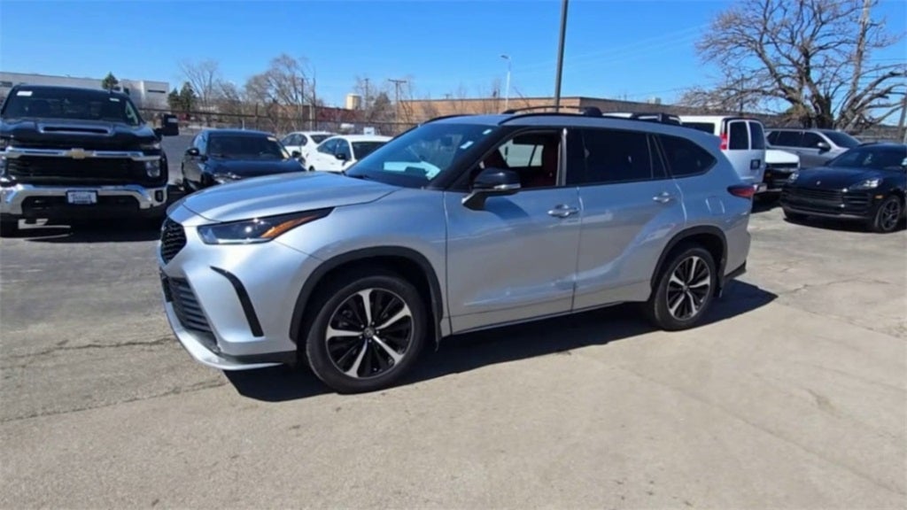 2022 Toyota Highlander XSE AWD