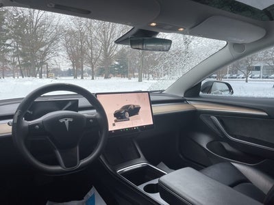 2022 Tesla Model 3 Base