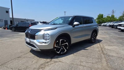 2024 Mitsubishi Outlander SE AWD
