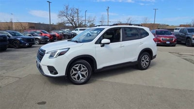 2022 Subaru Forester Premium AWD