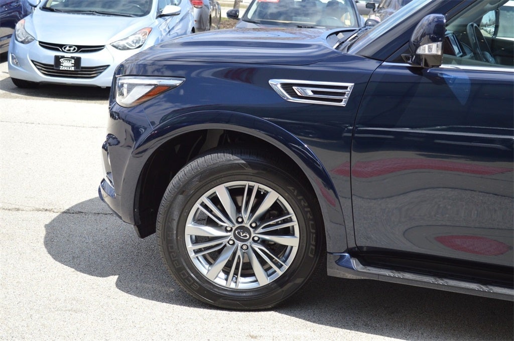 2021 INFINITI QX80 LUXE