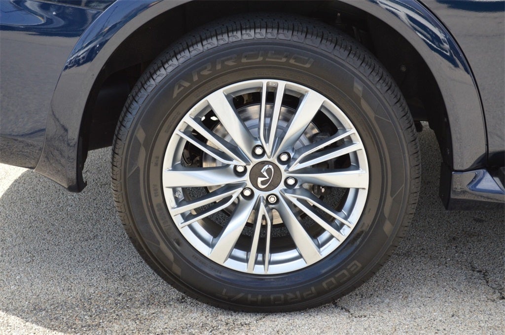 2021 INFINITI QX80 LUXE