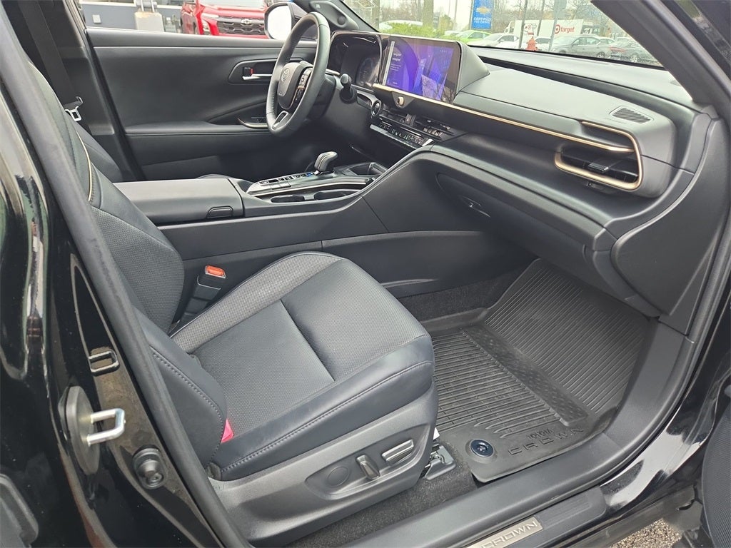 2023 Toyota Crown Limited AWD