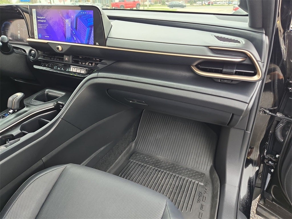 2023 Toyota Crown Limited AWD