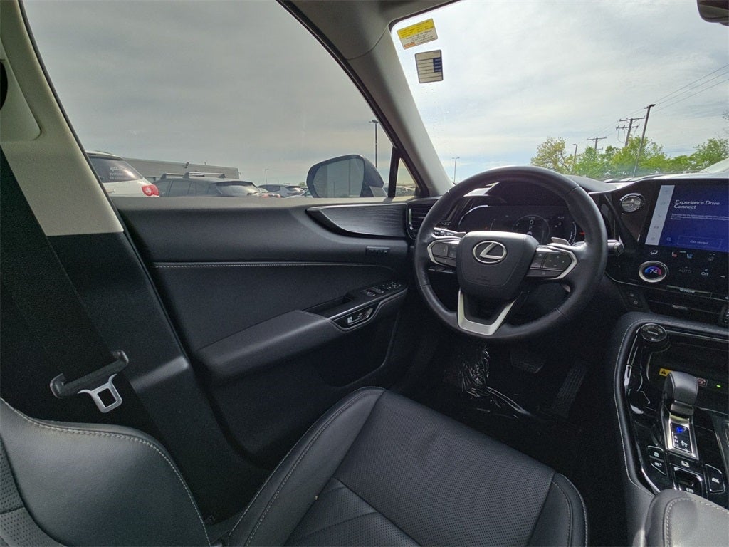 2022 Lexus NX 350h Luxury AWD