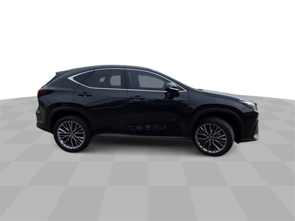 2022 Lexus NX 350h Luxury AWD