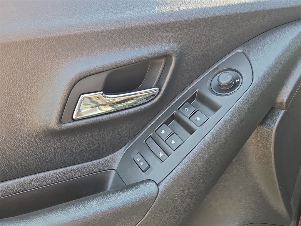 2022 Chevrolet Trax LS AWD