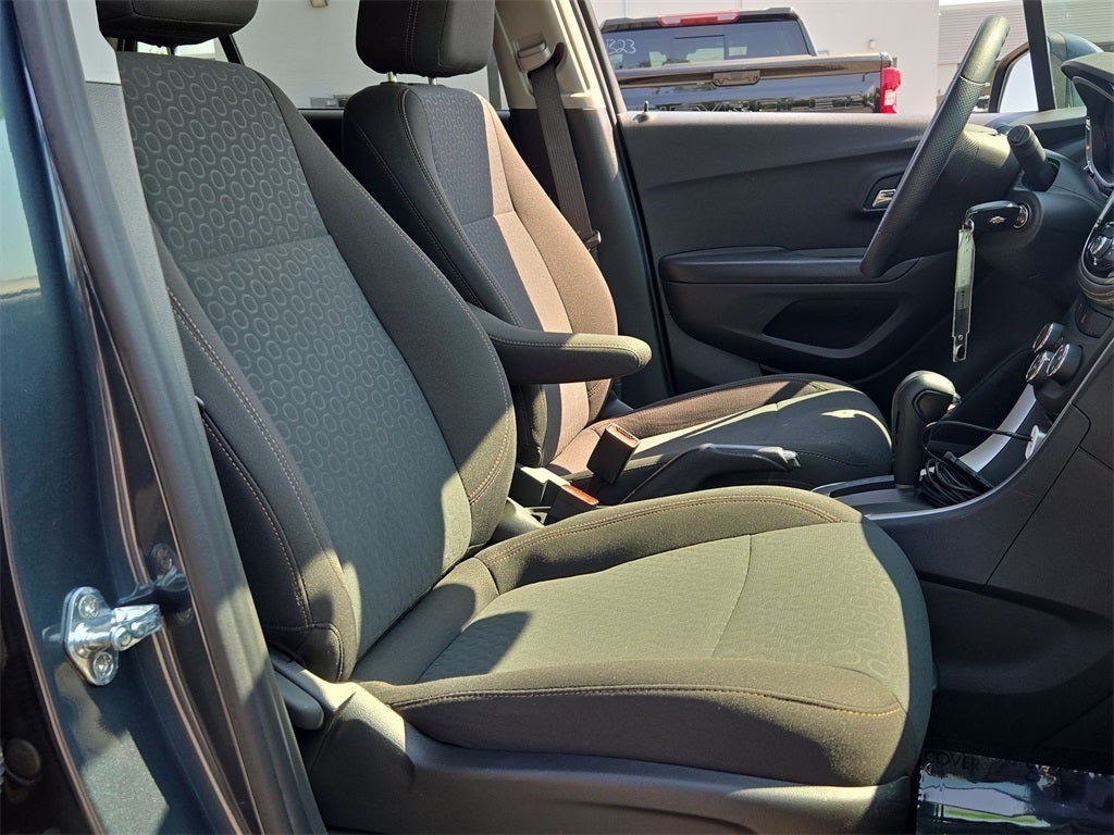 2022 Chevrolet Trax LS AWD