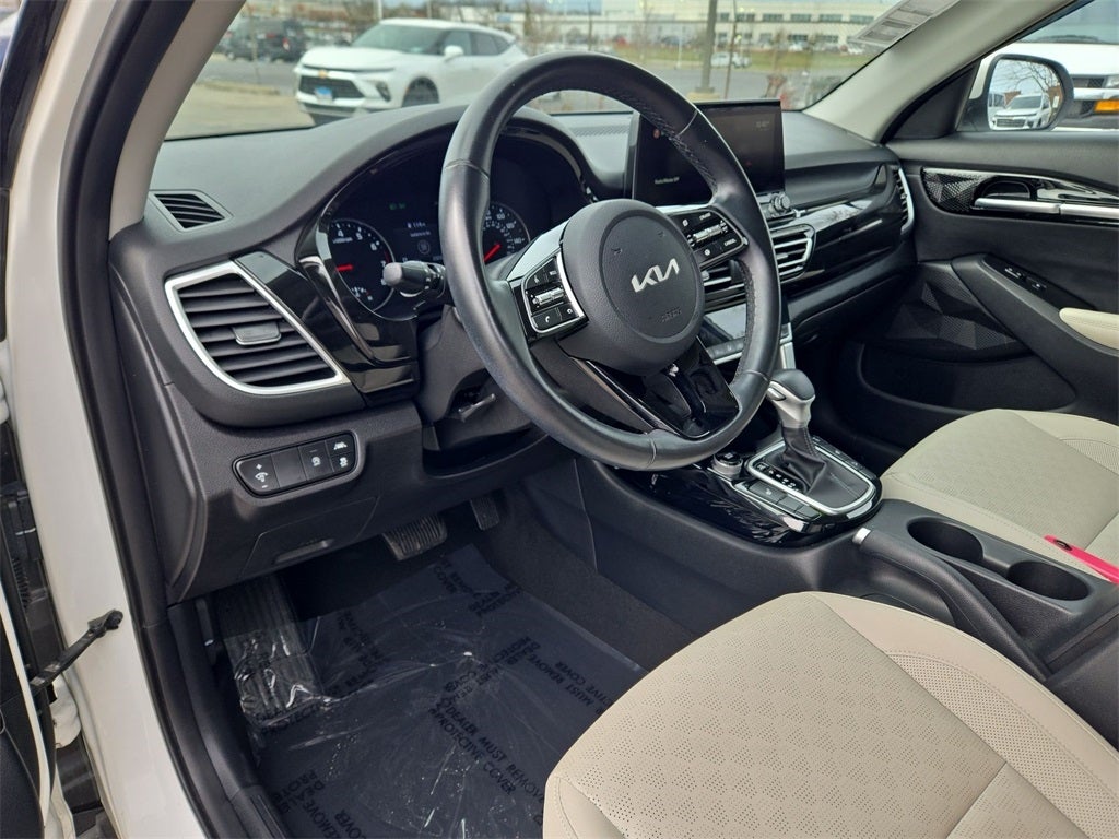 2022 Kia Seltos EX AWD