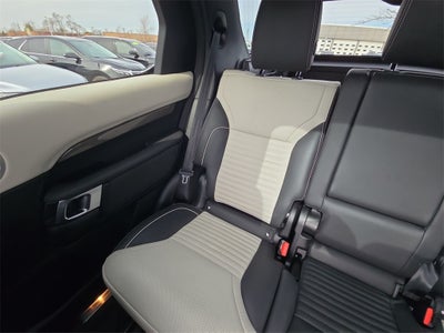 2023 Land Rover Discovery HSE R-Dynamic AWD