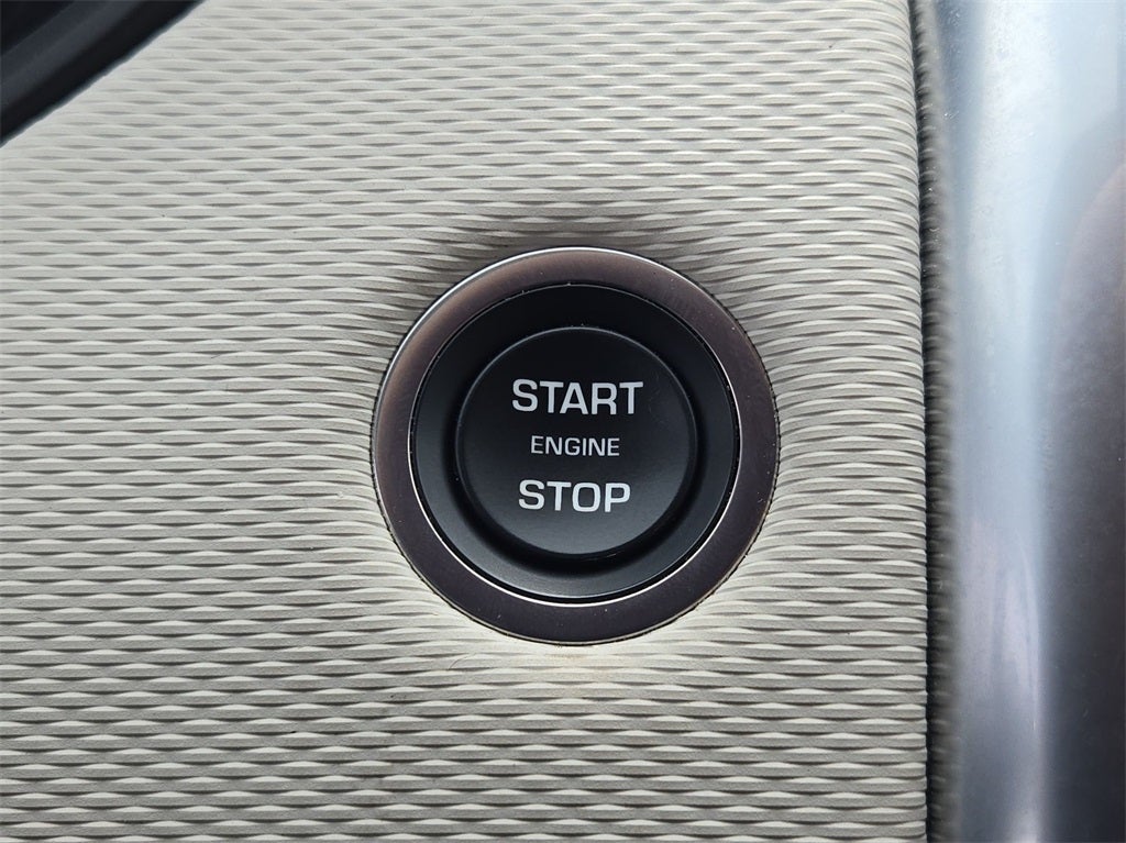 2023 Land Rover Discovery HSE R-Dynamic AWD