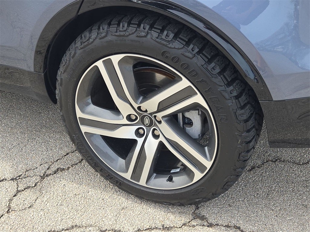 2023 Land Rover Discovery HSE R-Dynamic AWD