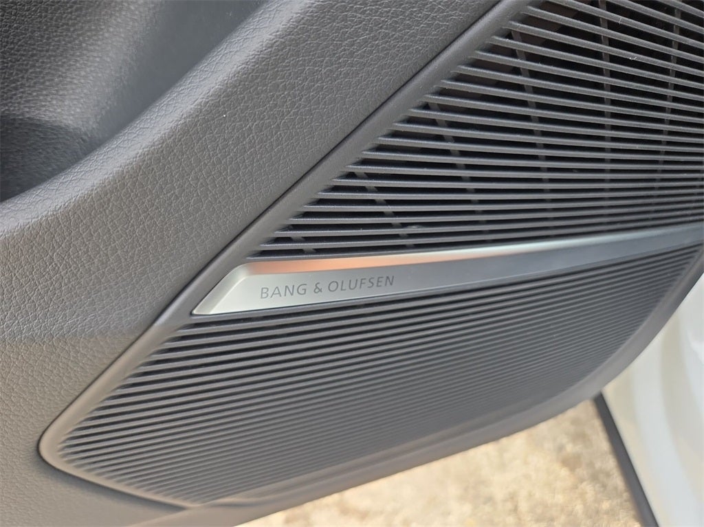 2023 Audi Q8 55 Premium Plus AWD quattro