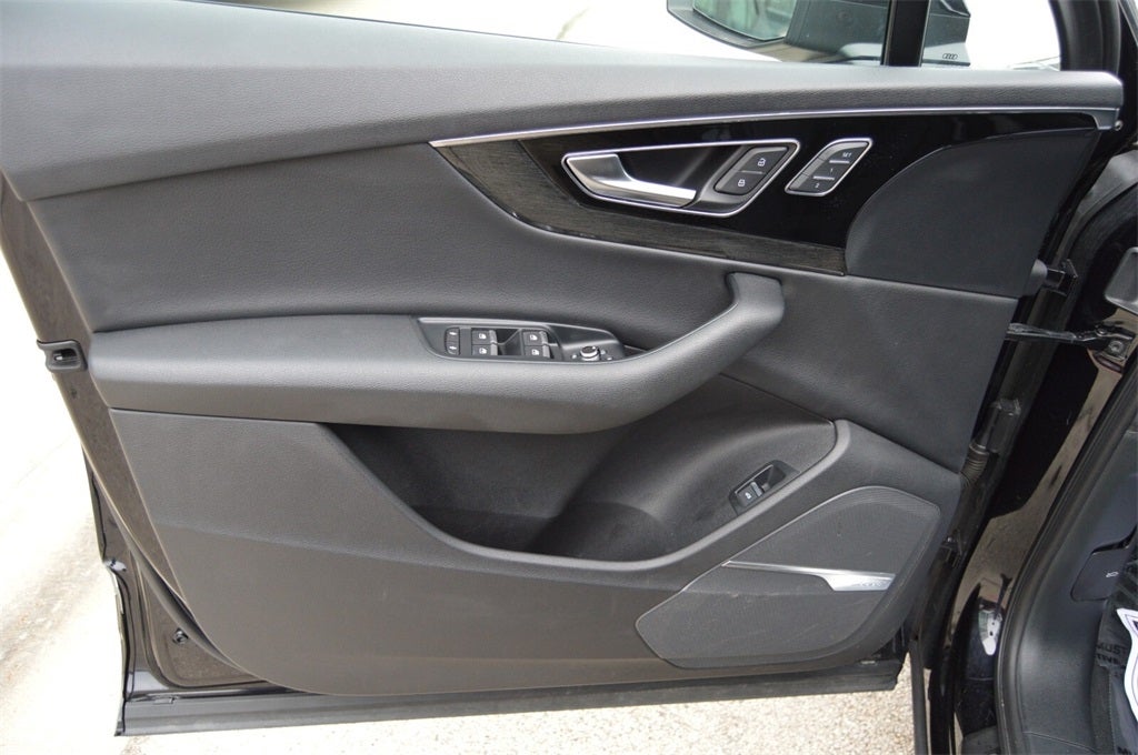 2019 Audi Q7 55 Prestige quattro