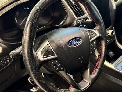 2022 Ford Edge ST Line