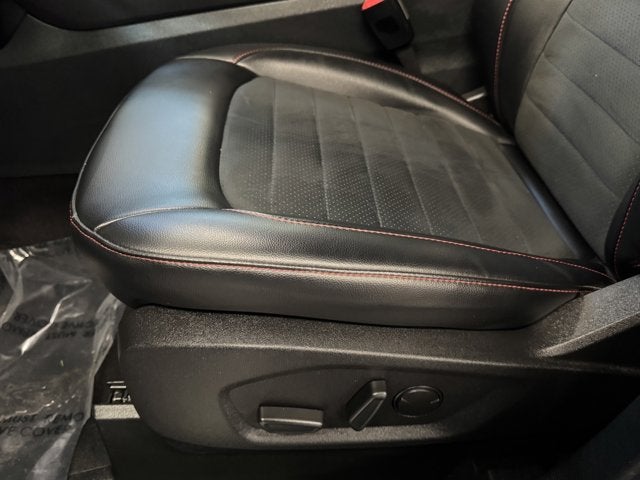 2022 Ford Edge ST Line