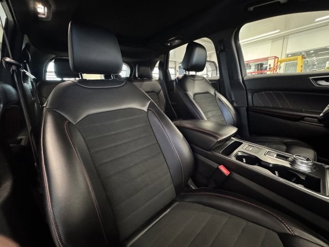 2022 Ford Edge ST Line