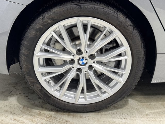 2024 BMW 3 Series 330i xDrive