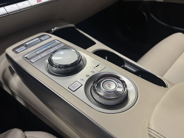 2024 Genesis GV70 2.5T