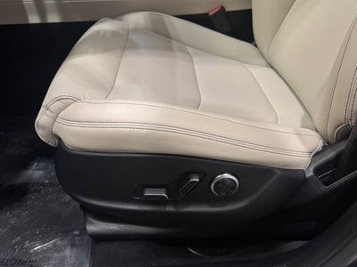 2024 Genesis GV70 2.5T