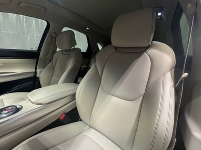 2024 Genesis GV70 2.5T