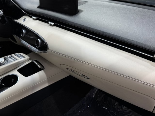 2024 Genesis GV70 2.5T