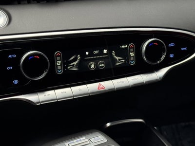 2024 Genesis GV70 2.5T