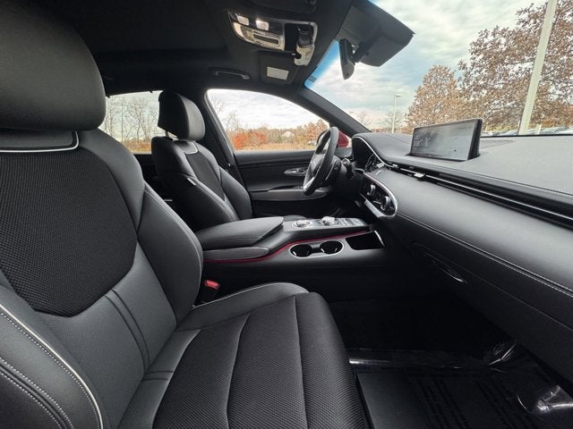 2024 Genesis GV70 2.5T