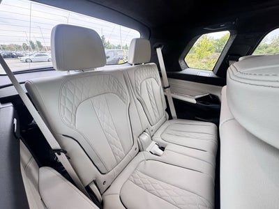 2026 BMW X7 xDrive40i
