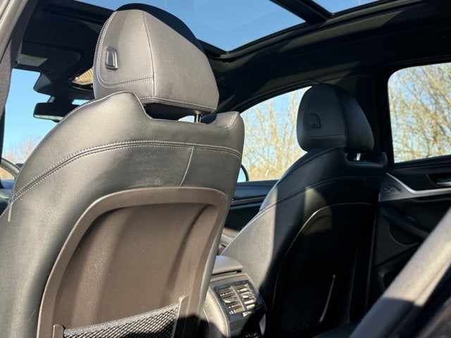 2023 BMW X4 xDrive30i