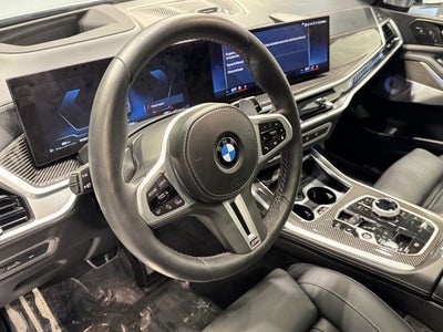 2025 BMW X7 M60i