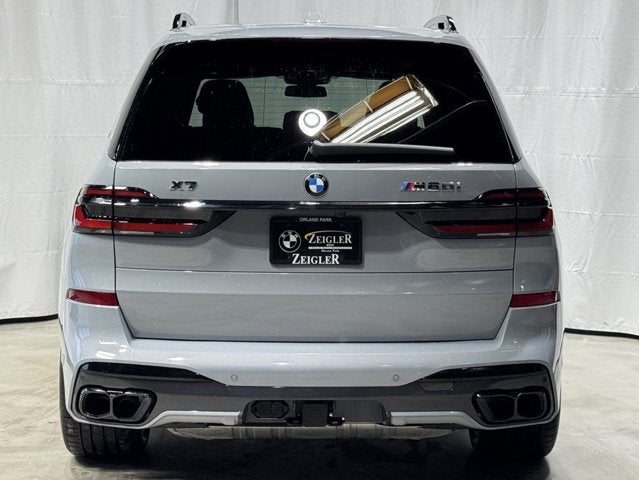 2025 BMW X7 M60i