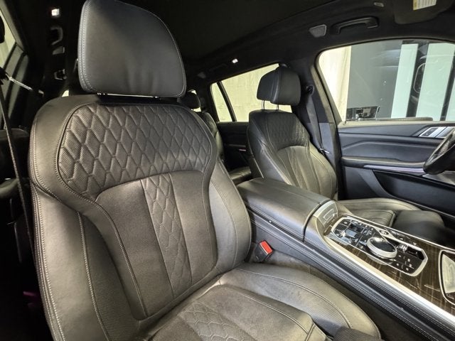 2024 BMW X7 M60i