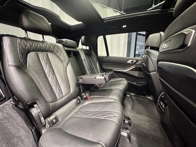 2024 BMW X7 M60i