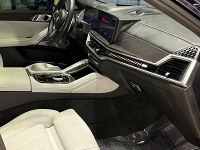2024 BMW X6 M60i