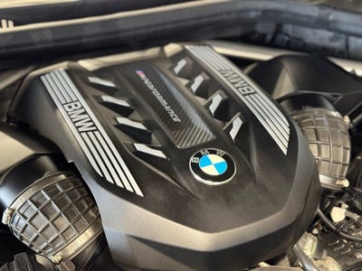 2022 BMW X7 M50i