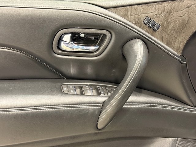 2021 INFINITI QX80 LUXE