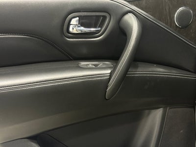 2021 INFINITI QX80 LUXE