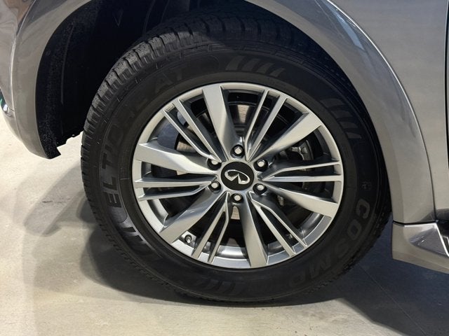 2021 INFINITI QX80 LUXE