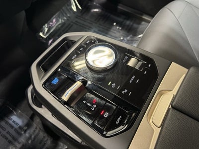 2025 BMW iX xDrive50