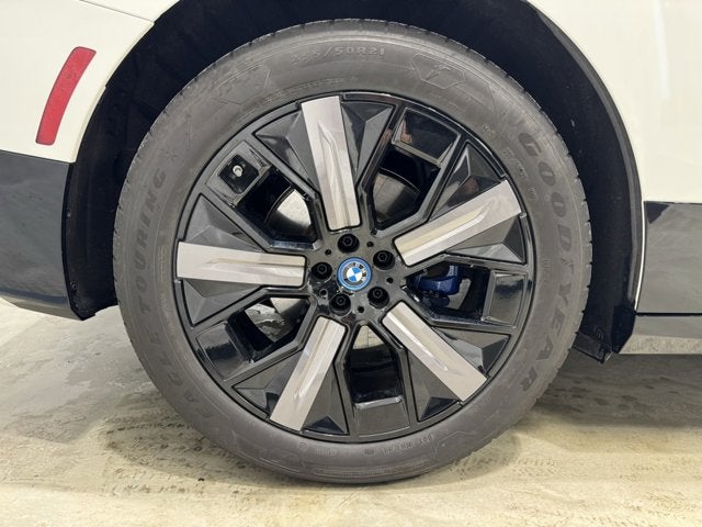 2025 BMW iX xDrive50