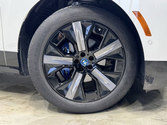 2025 BMW iX xDrive50