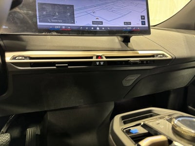2025 BMW iX xDrive50