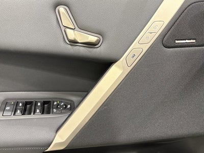 2025 BMW iX xDrive50